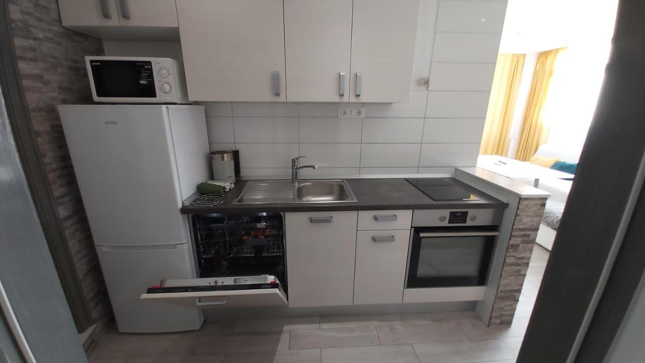 Apartments Druzianic Makarska Esterno foto