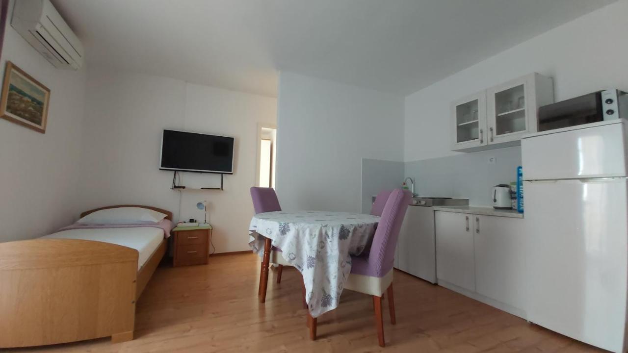 Apartments Druzianic Makarska Esterno foto