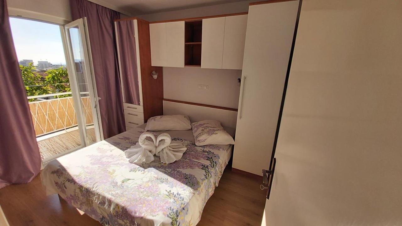 Apartments Druzianic Makarska Esterno foto