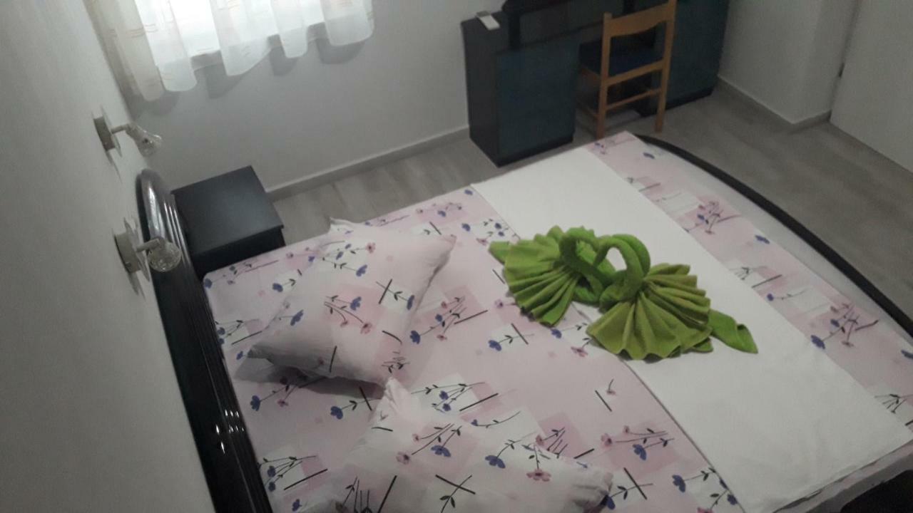 Apartments Druzianic Makarska Esterno foto